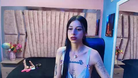 Snapshot of dulce_miiaa chatting on 20, 11, 2025 dulce_miiaa online show from 20, 11, 2025