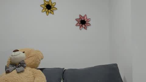 Dulce  online show from 6, 1, 2025