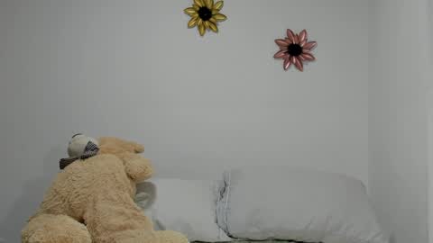 Dulce  online show from 6, 2, 2025