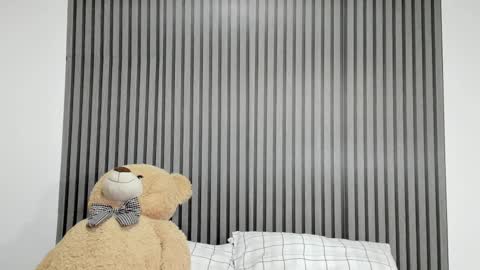 Dulce  online show from 10, 3, 2025