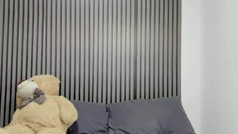 Dulce  online show from 24, 9, 2025