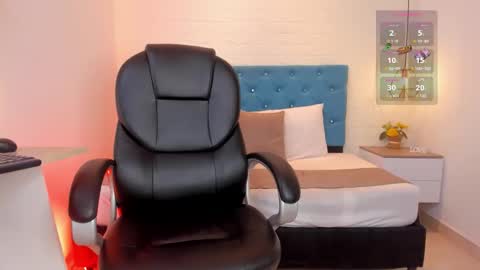 Dulce Baker online show from 11, 10, 2025