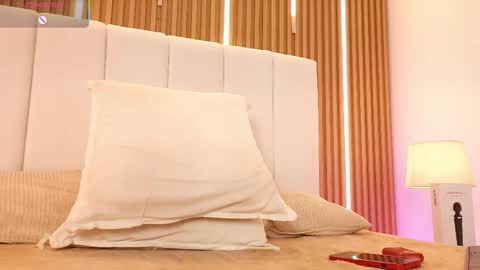 Dulcey online show from 9, 4, 2026