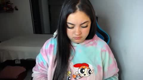 Nicole   online show from 5, 10, 2025