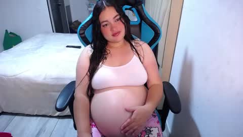 Snapshot of dumont_model chatting on 29, 5, 2026 Nicole online show from 29, 5, 2026