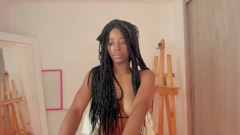 Snapshot of duna_du chatting on 9, 12, 2024 My birthday is tomorrow November 30 online show from 9, 12, 2024