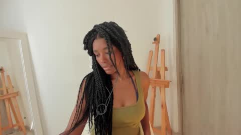 Snapshot of duna_du chatting on 10, 12, 2024 My birthday is tomorrow November 30 online show from 10, 12, 2024