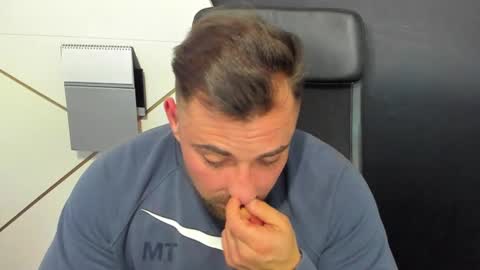 DuncanStone online show from 9, 2, 2025