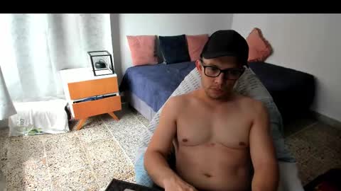 Snapshot of durojall chatting on 24, 3, 2026 Hander online show from 24, 3, 2026