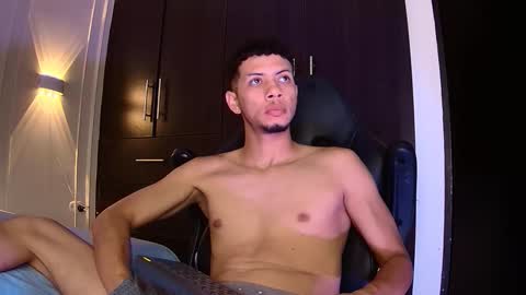 Snapshot of dustinandjordan chatting on 10, 1, 2026 dustinandjordan online show from 10, 1, 2026