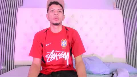 Snapshot of dustinandjordan chatting on 11, 1, 2026 dustinandjordan online show from 11, 1, 2026