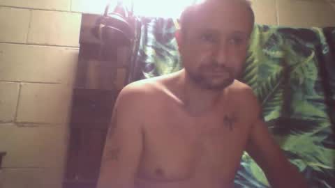 dustoutking855987 online show from 10, 5, 2026