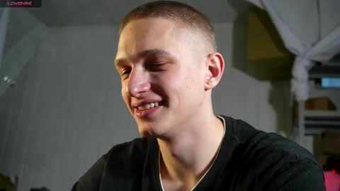 Dustyn online show from 17, 2, 2025