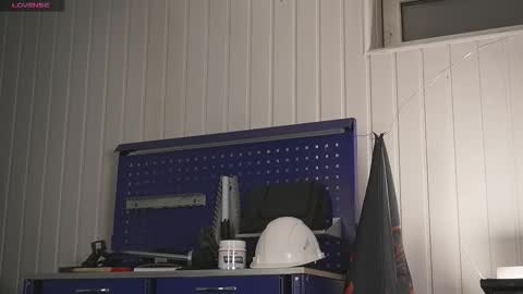 Dustyn online show from 8, 9, 2025