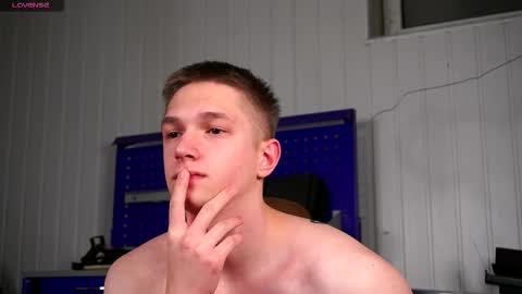 Dustyn online show from 4, 12, 2025