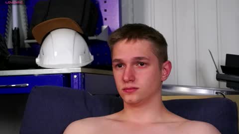 Dustyn online show from 9, 1, 2026