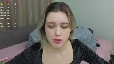 Dusya online show from 4, 1, 2025