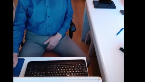 Snapshot of dutchpornking2 chatting on 2, 3, 2026 dutchpornking2 online show from 2, 3, 2026