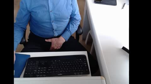 Snapshot of dutchpornking2 chatting on 2, 5, 2026 dutchpornking2 online show from 2, 5, 2026
