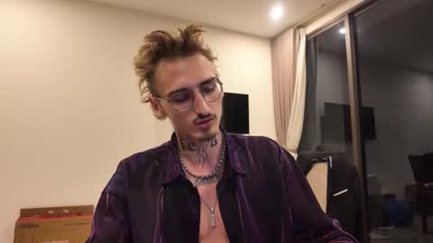 lokisweet online show from 12, 1, 2026