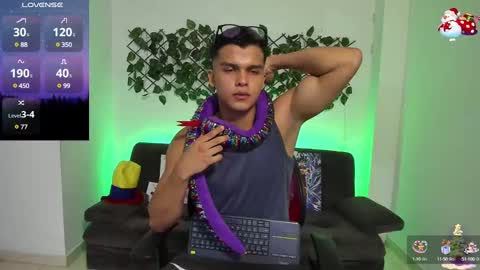 Snapshot of dwayne_brown chatting on 31, 12, 2024 dwayne_brown online show from 31, 12, 2024