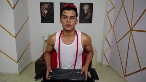 Snapshot of dwayne_brown chatting on 26, 1, 2025 dwayne_brown online show from 26, 1, 2025