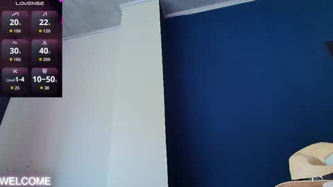 Snapshot of dwayne_brown chatting on 19, 11, 2025 dwayne_brown online show from 19, 11, 2025