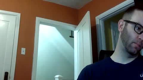Snapshot of dweav240 chatting on 27, 5, 2026 dweav240 online show from 27, 5, 2026
