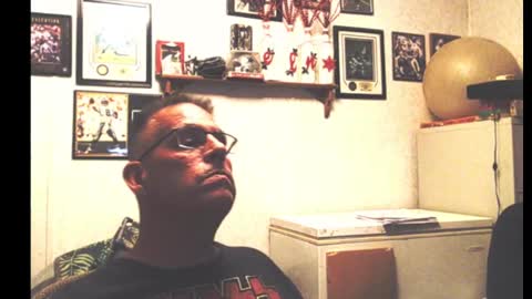 Snapshot of dwinmontana chatting on 11, 9, 2025 dwinmontana online show from 11, 9, 2025