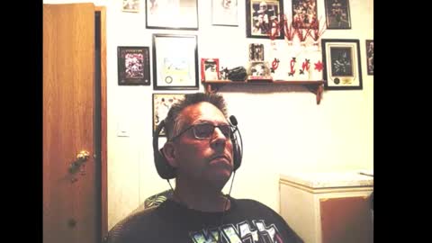 Snapshot of dwinmontana chatting on 22, 10, 2025 dwinmontana online show from 22, 10, 2025