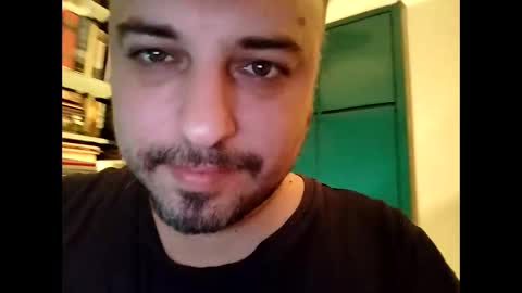 Snapshot of dwizziz chatting on 18, 10, 2025 Ivan online show from 18, 10, 2025