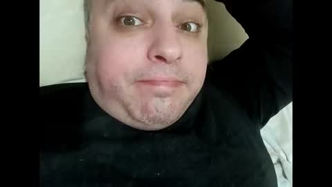 Snapshot of dwizziz chatting on 6, 4, 2026 Ivan online show from 6, 4, 2026
