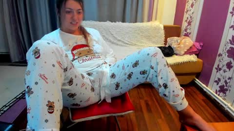 Snapshot of dyanakaylin chatting on 7, 1, 2025 dayana online show from 7, 1, 2025