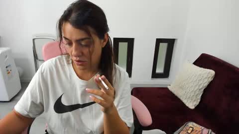 Snapshot of dyanakaylin chatting on 27, 9, 2025 dayana online show from 27, 9, 2025