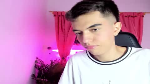 Snapshot of dylan_2005 chatting on 23, 9, 2025 Dylan online show from 23, 9, 2025