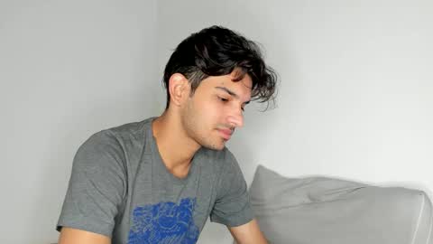 Snapshot of dylan_hoot chatting on 29, 11, 2025 Dylan online show from 29, 11, 2025