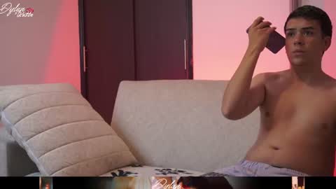 Snapshot of dylan_katelive chatting on 26, 6, 2026 dylan kate Live online show from 26, 6, 2026
