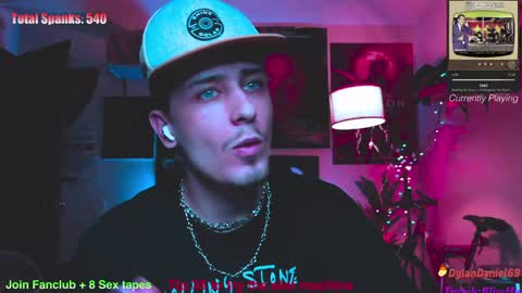 Dylan Daniel 7.8 online show from 30, 1, 2025