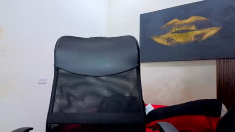 Snapshot of dylanguss chatting on 16, 9, 2025 dylanguss online show from 16, 9, 2025