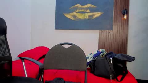 Snapshot of dylanguss chatting on 9, 10, 2025 dylanguss online show from 9, 10, 2025