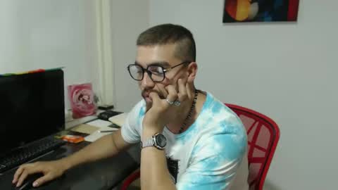 dylanhot10 online show from 18, 9, 2025