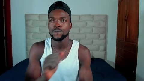 Dylan Taylor online show from 25, 11, 2025