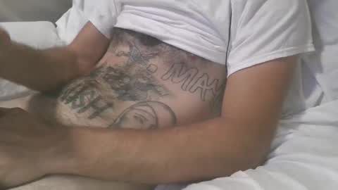 Snapshot of dylp400 chatting on 21, 11, 2025 dylp400 online show from 21, 11, 2025