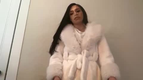 Dynasty online show from 3, 2, 2025