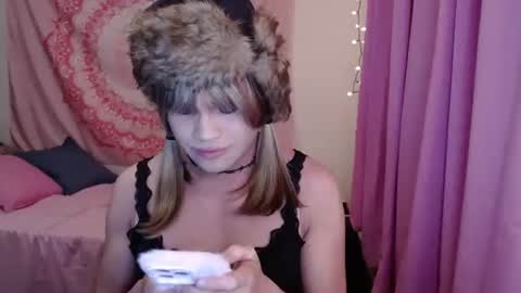 Snapshot of e11aquinn chatting on 16, 5, 2026 Ella online show from 16, 5, 2026