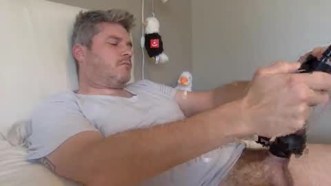 ER35 online show from 11, 11, 2025