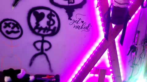 Snapshot of eandj8786 chatting on 24, 12, 2024 Kryztal Klear Jaxx online show from 24, 12, 2024