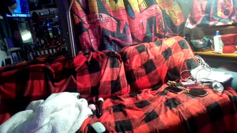 Snapshot of eandj8786 chatting on 28, 12, 2024 Kryztal Klear Jaxx online show from 28, 12, 2024