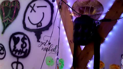 Snapshot of eandj8786 chatting on 7, 1, 2025 Kryztal Klear Jaxx online show from 7, 1, 2025