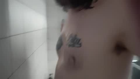 Snapshot of eandj8786 chatting on 1, 2, 2025 Kryztal Klear Jaxx online show from 1, 2, 2025